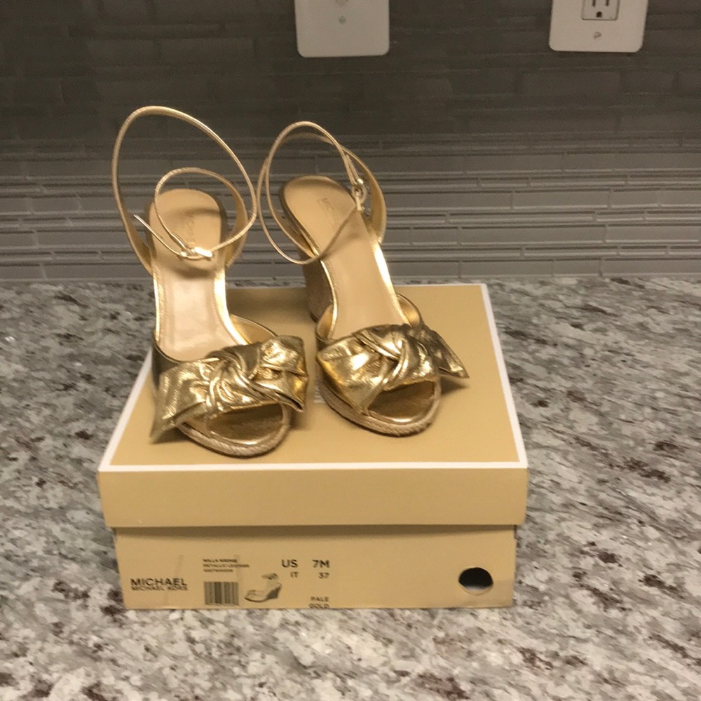 Size 7  Michael Kors Wedge Heels